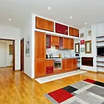Cozy Leone - My Extra Home